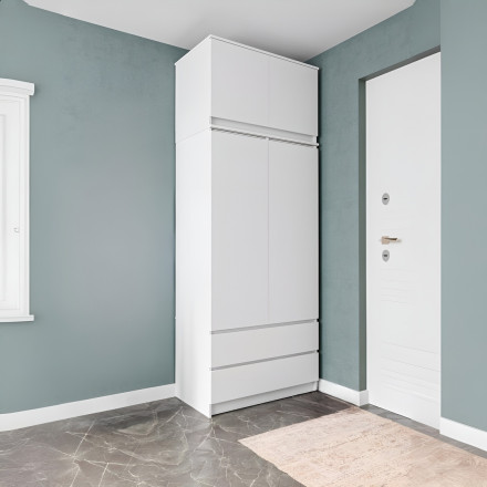 Современная мебель белая тумба для обуви в прихожую с полкой напольная, Антресоль на шкаф для одежды МА 900.1 (МП/3) МС мори, купить недорого в фирменном салоне магазине «Моя Мебель», всего за 5 510 руб.