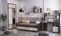 Письменный стол с ящиками